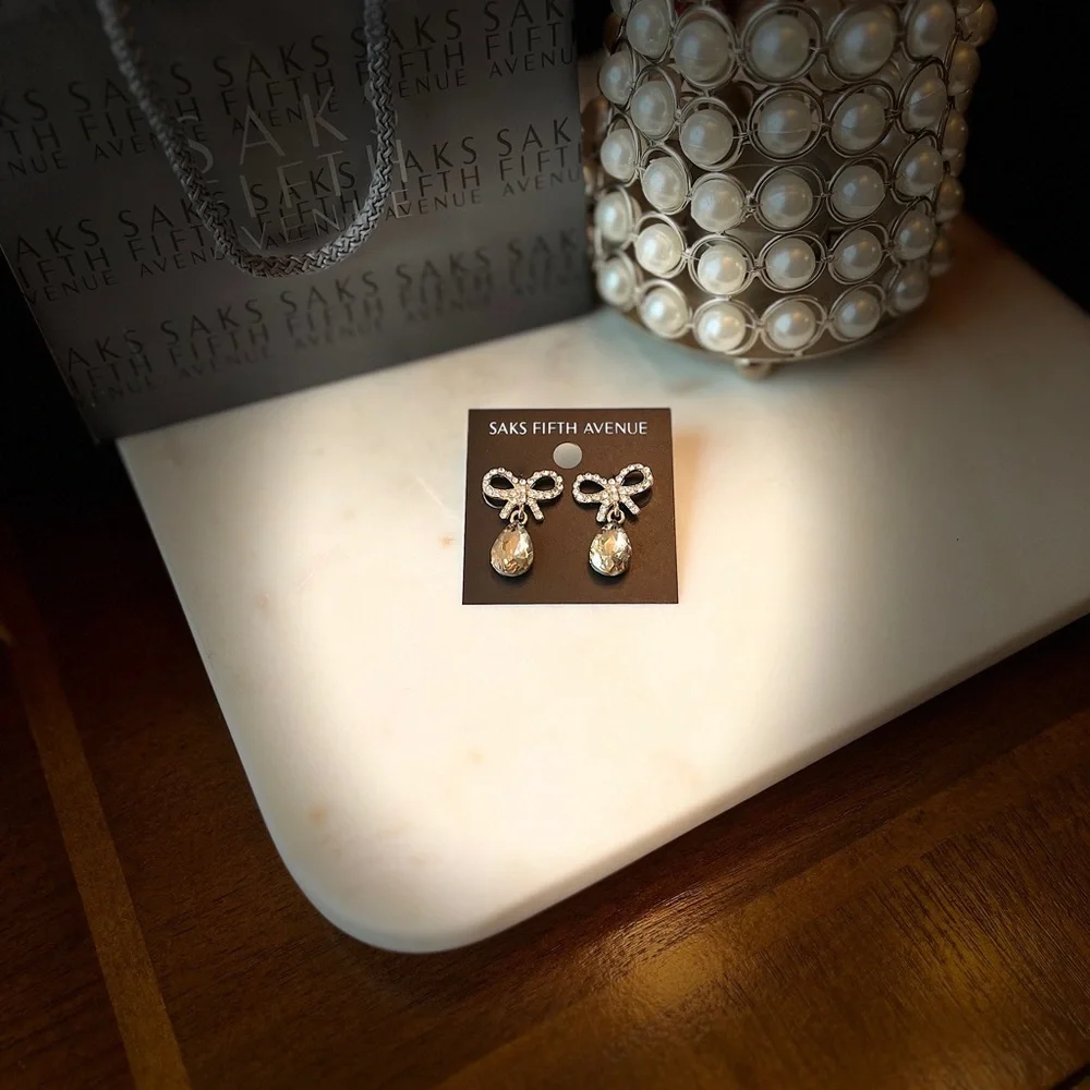 Saks Fifth Avenue Rhinestones Gold Bow Teardrop Earrings (NWOT) w/Saks Gift Bag - Picture 5 of 8